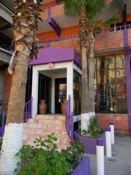 Love hotel Grand Guaycura