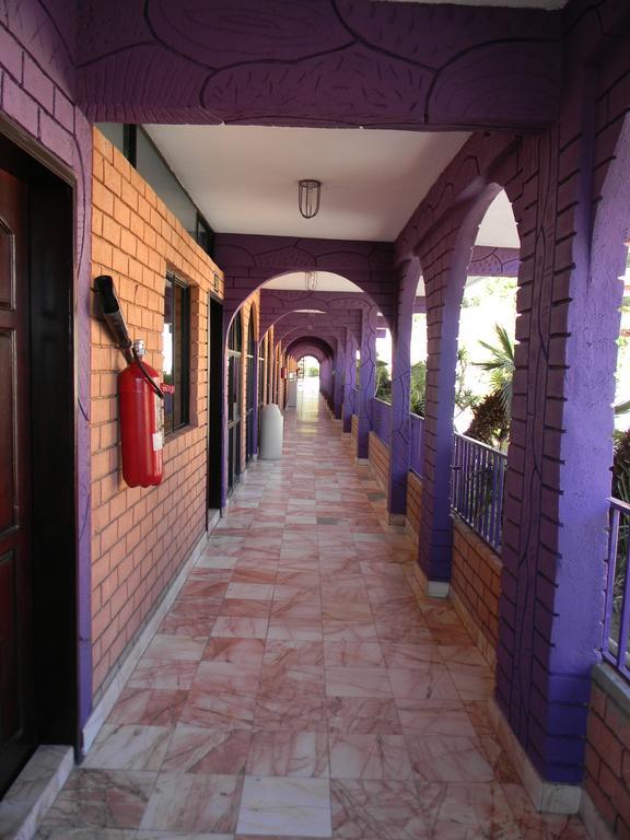 Love hotel Grand Guaycura