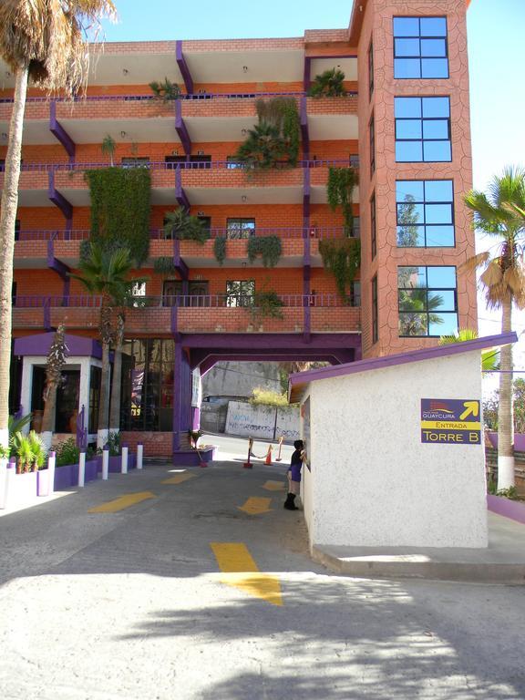 Love hotel Grand Guaycura 2*